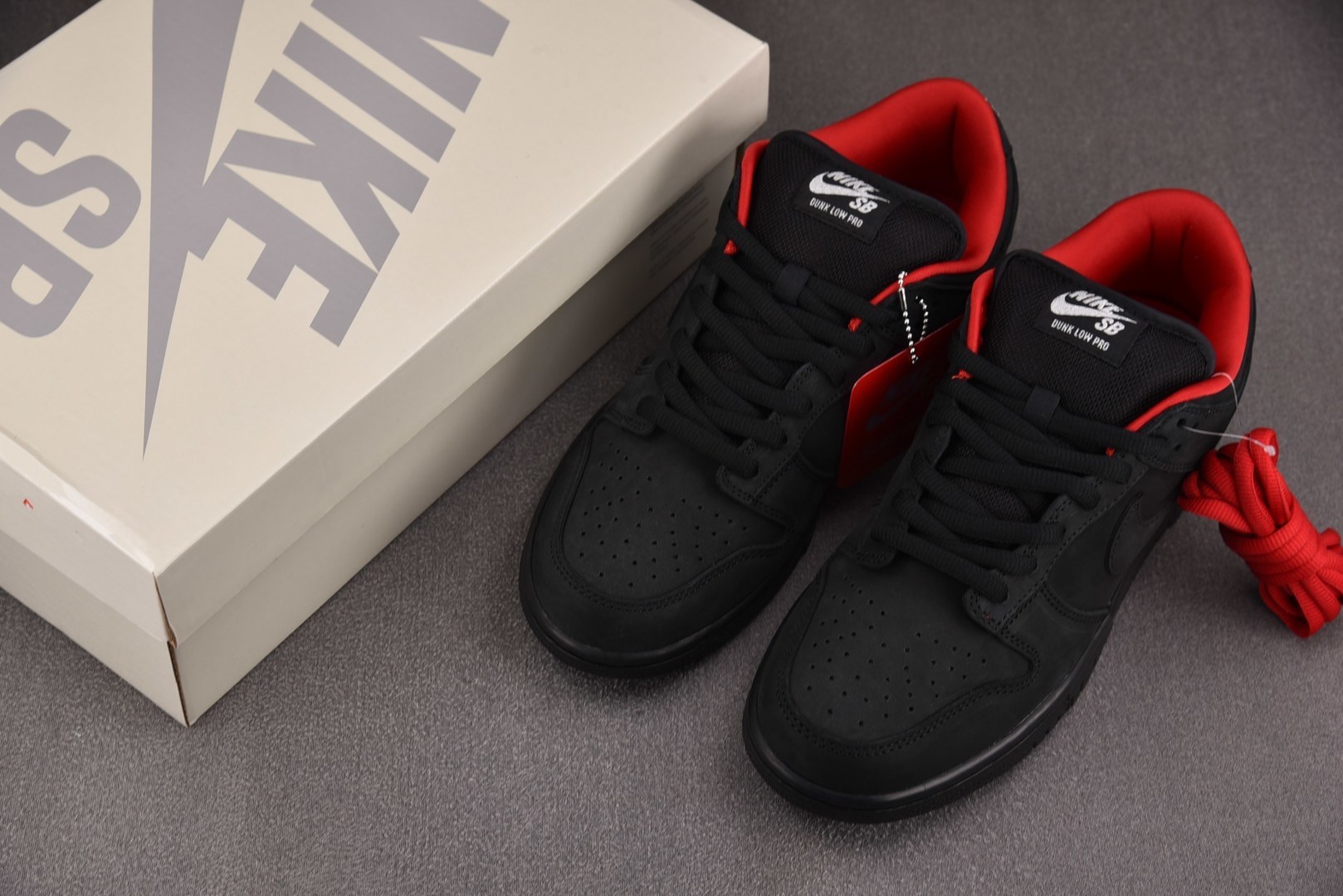 Dunk 尺码:40-47.5纯原出品-SB Dunk Low Supreme 94 Black 黑色 