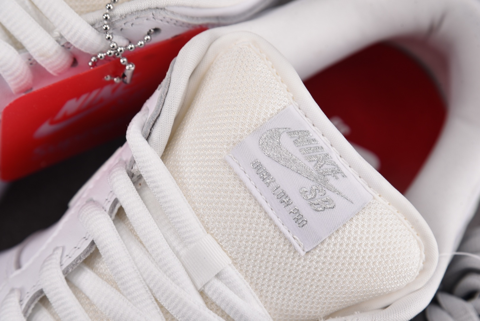 Dunk 尺码:40-47.5纯原出品-SB Dunk Low Supreme 94 White Met