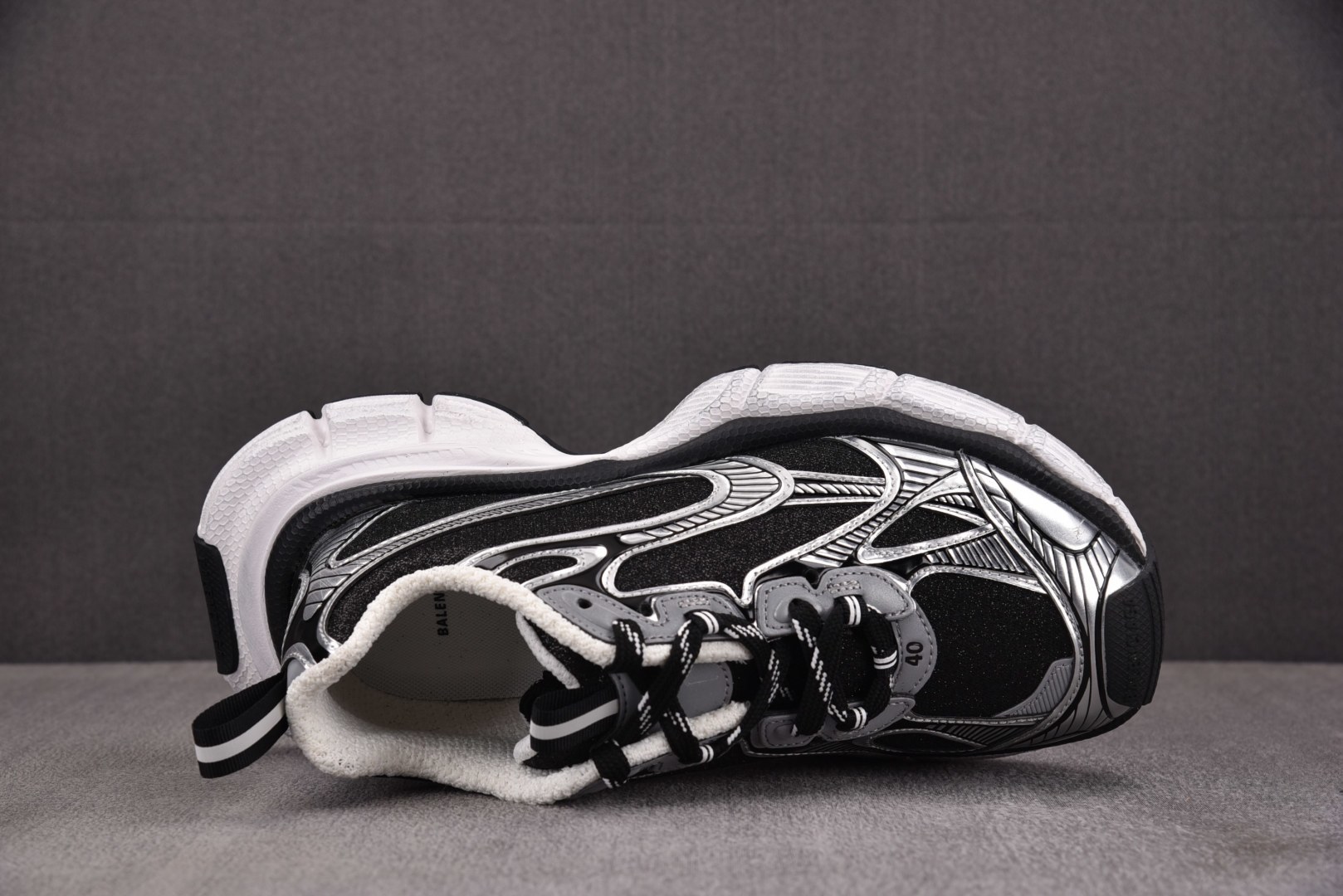 3XL巴黎 尺码:35-46 偏大一码纯原版出品-Balenciaga 3XL LUREX NW 白黑银