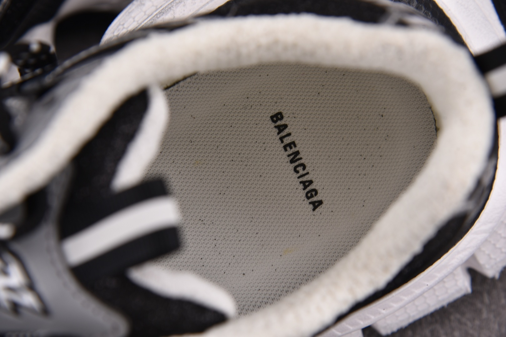 3XL巴黎 尺码:35-46 偏大一码纯原版出品-Balenciaga 3XL LUREX NW 白黑银