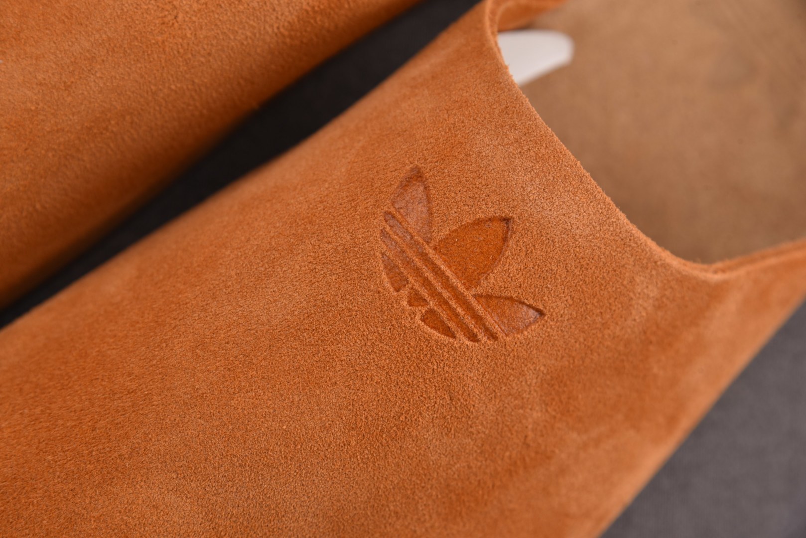 Originals 尺码:36-45纯原出品-Originals Adimule 橙色 JR3586 Y