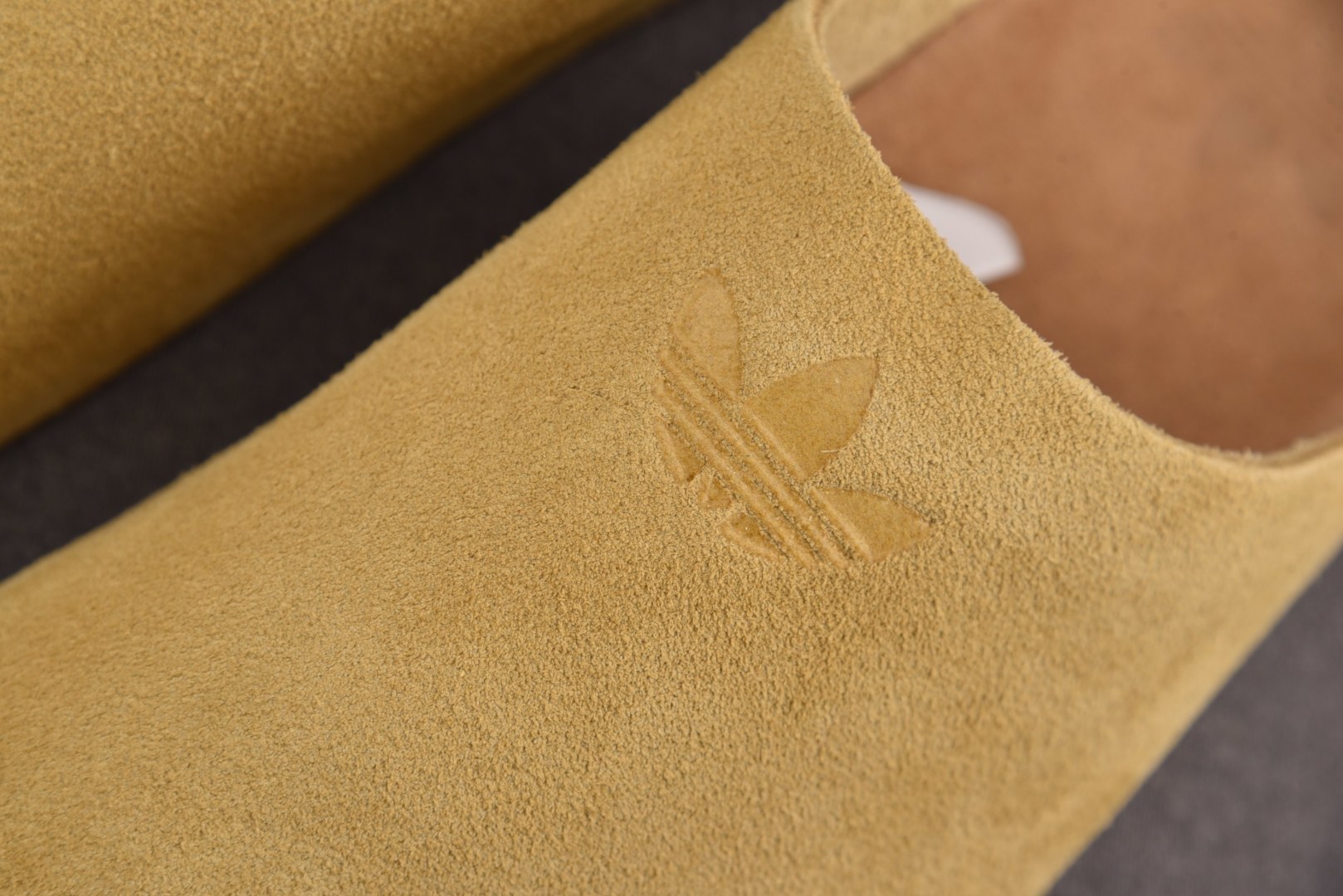 Originals 尺码:36-45纯原出品-Originals Adimule 黄色 JR3587 Y