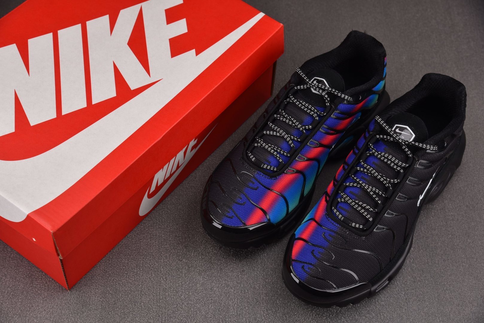 Max 尺码:36-46纯原出品-Air Max Plus Black Blue Red 黑蓝红 DZ4