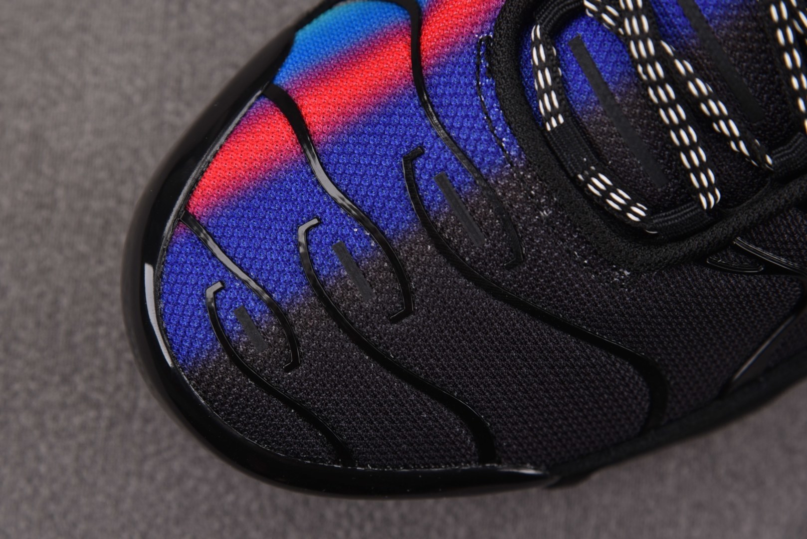 Max 尺码:36-46纯原出品-Air Max Plus Black Blue Red 黑蓝红 DZ4