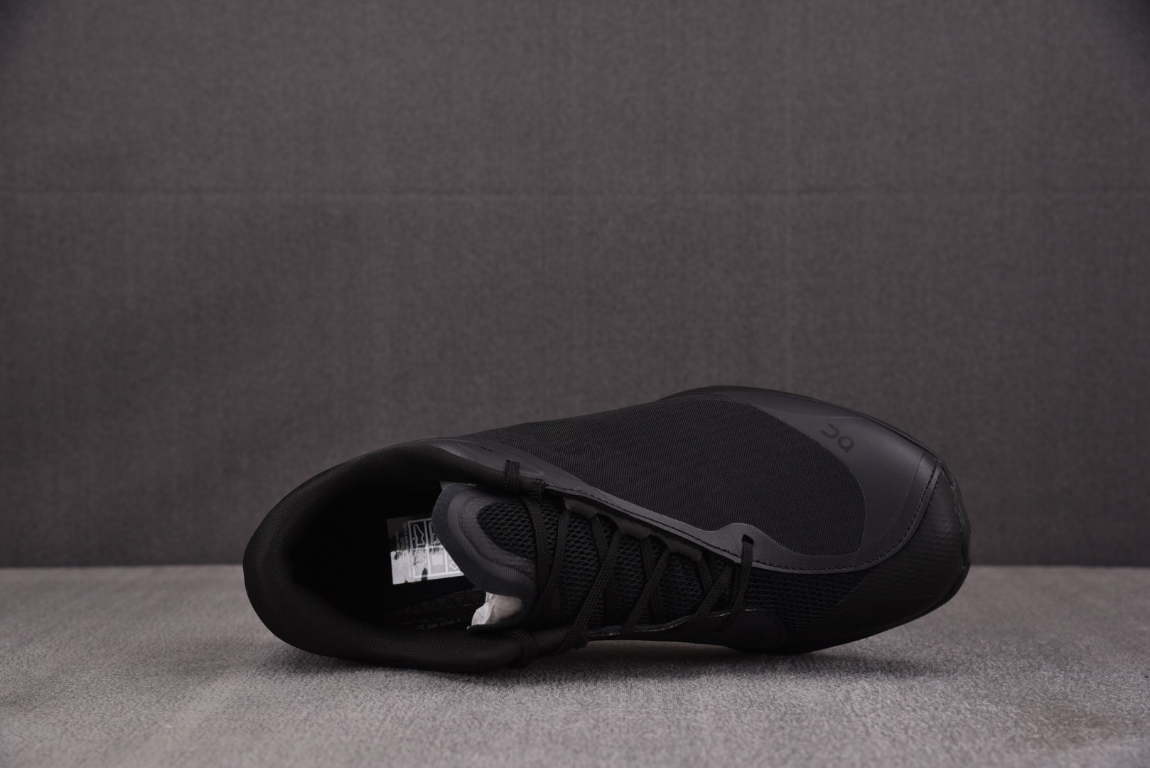 On昂跑 尺码:36-46纯原出品-PAF x On昂跑 Cloudventure 黑色 YZ039尺码