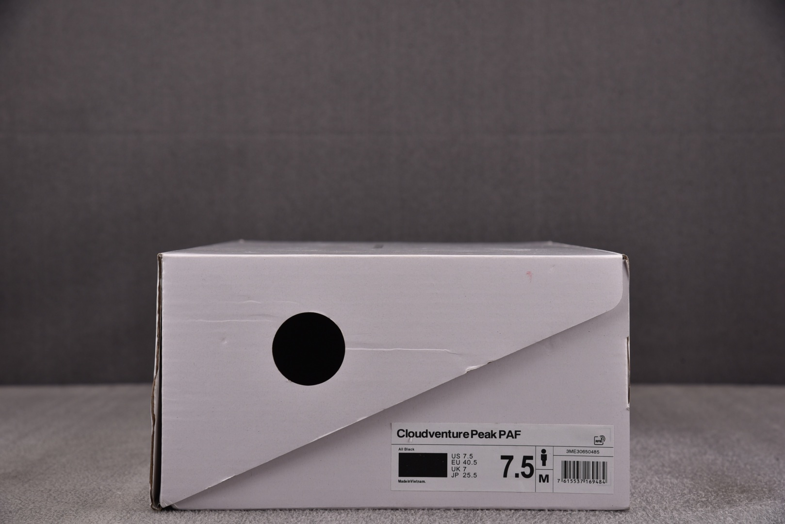 On昂跑 尺码:36-46纯原出品-PAF x On昂跑 Cloudventure 黑色 YZ039尺码