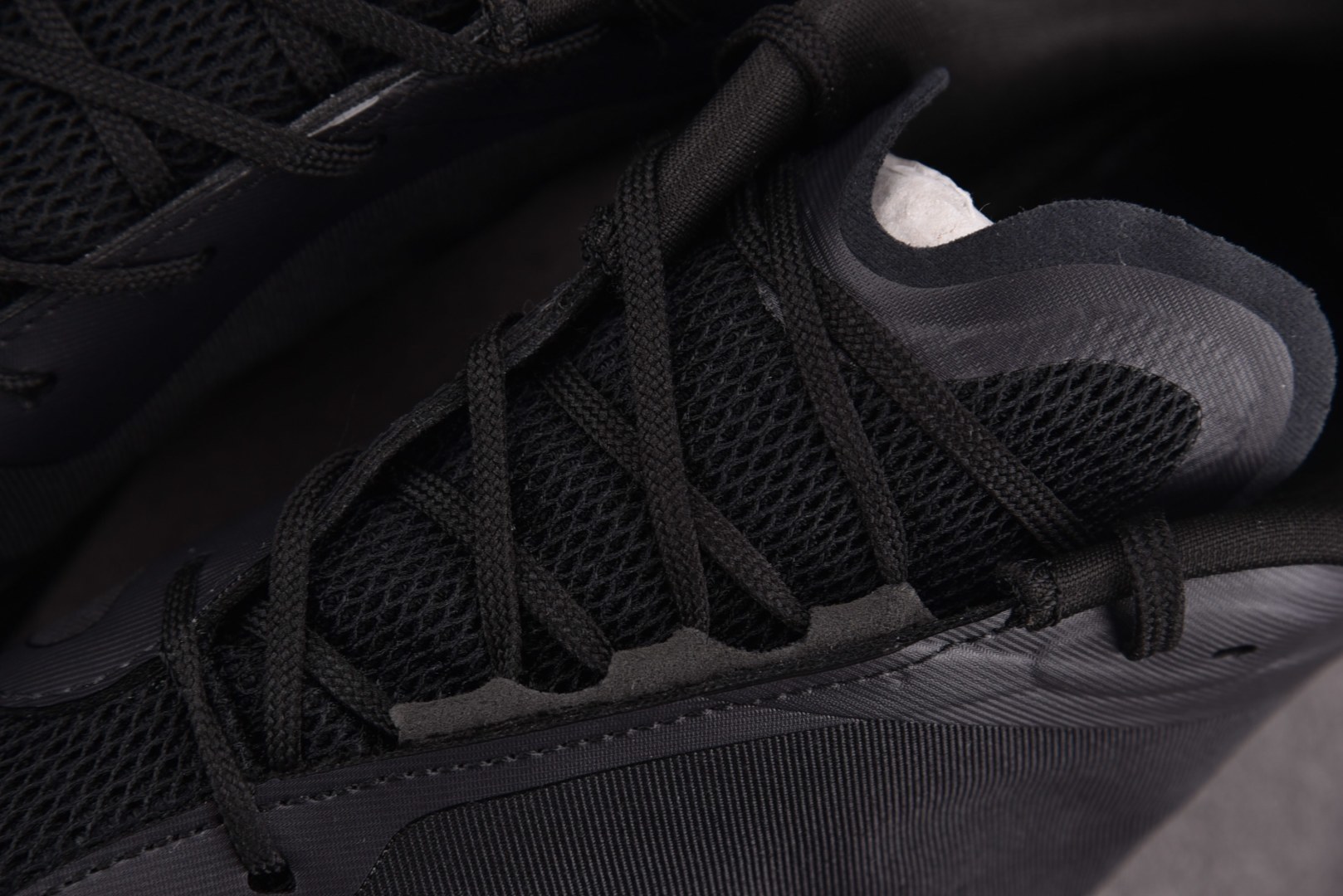 On昂跑 尺码:36-46纯原出品-PAF x On昂跑 Cloudventure 黑色 YZ039尺码