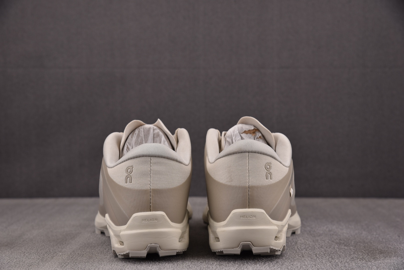 On昂跑 尺码:36-46纯原出品-PAF x On昂跑 Cloudventure 沙色 YZ039尺码