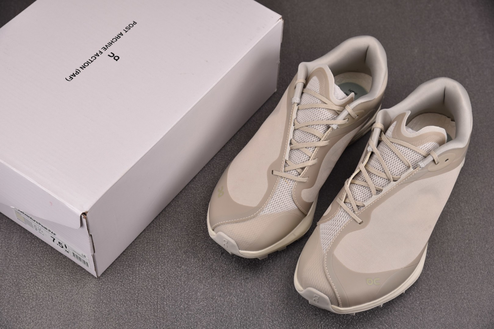 On昂跑 尺码:36-46纯原出品-PAF x On昂跑 Cloudventure 沙色 YZ039尺码