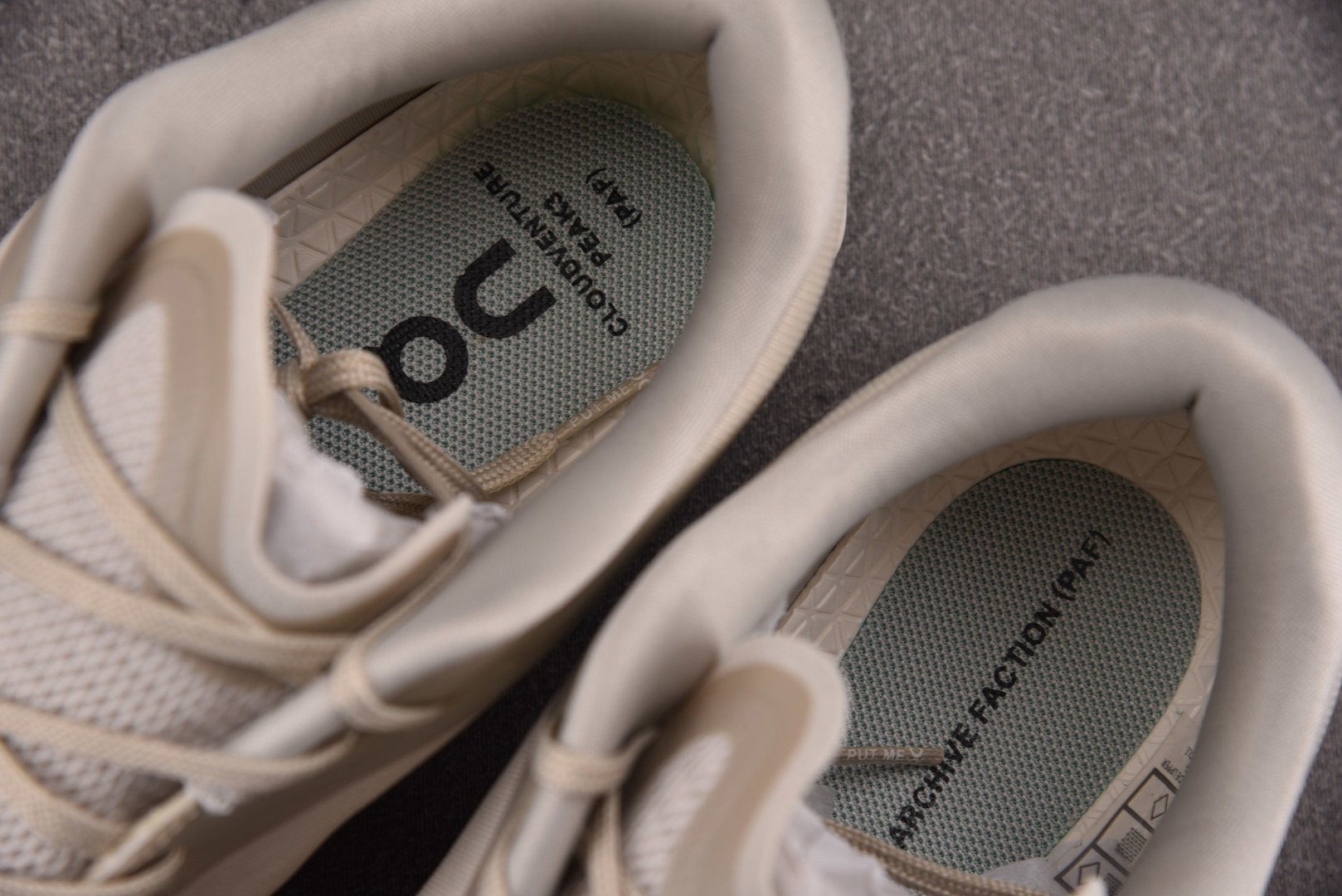 On昂跑 尺码:36-46纯原出品-PAF x On昂跑 Cloudventure 沙色 YZ039尺码