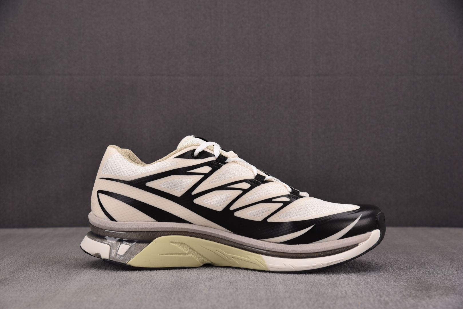 Salomon 尺码:36-45纯原版出品-MM6 Salomon XT-6 米棕黑 28 YZ024尺