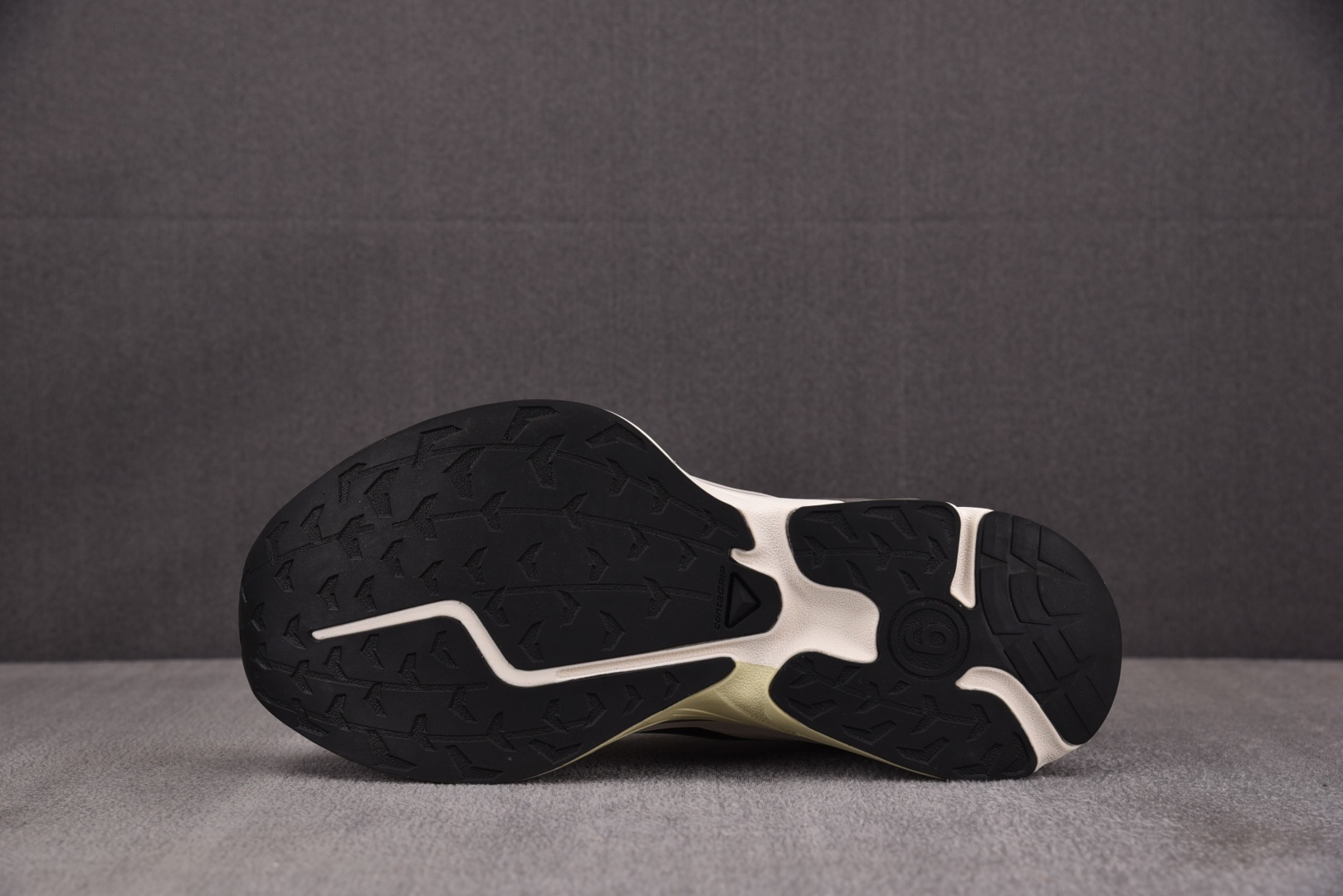 Salomon 尺码:36-45纯原版出品-MM6 Salomon XT-6 米棕黑 28 YZ024尺