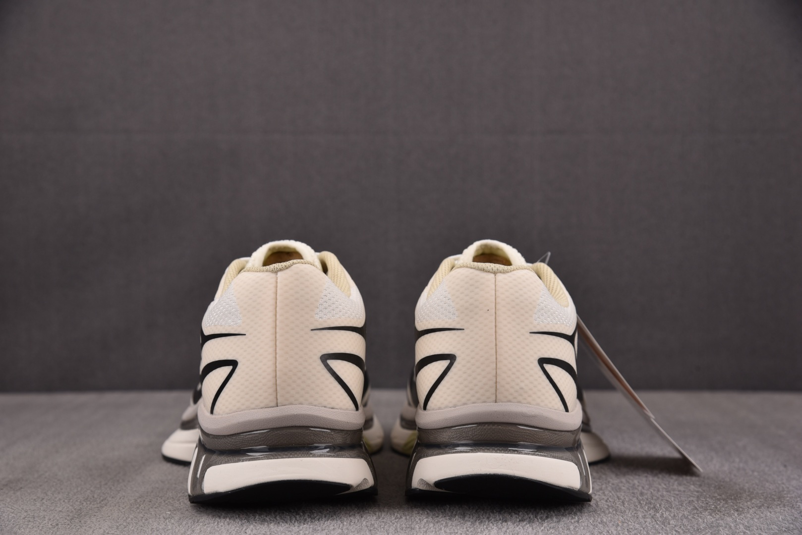 Salomon 尺码:36-45纯原版出品-MM6 Salomon XT-6 米棕黑 28 YZ024尺