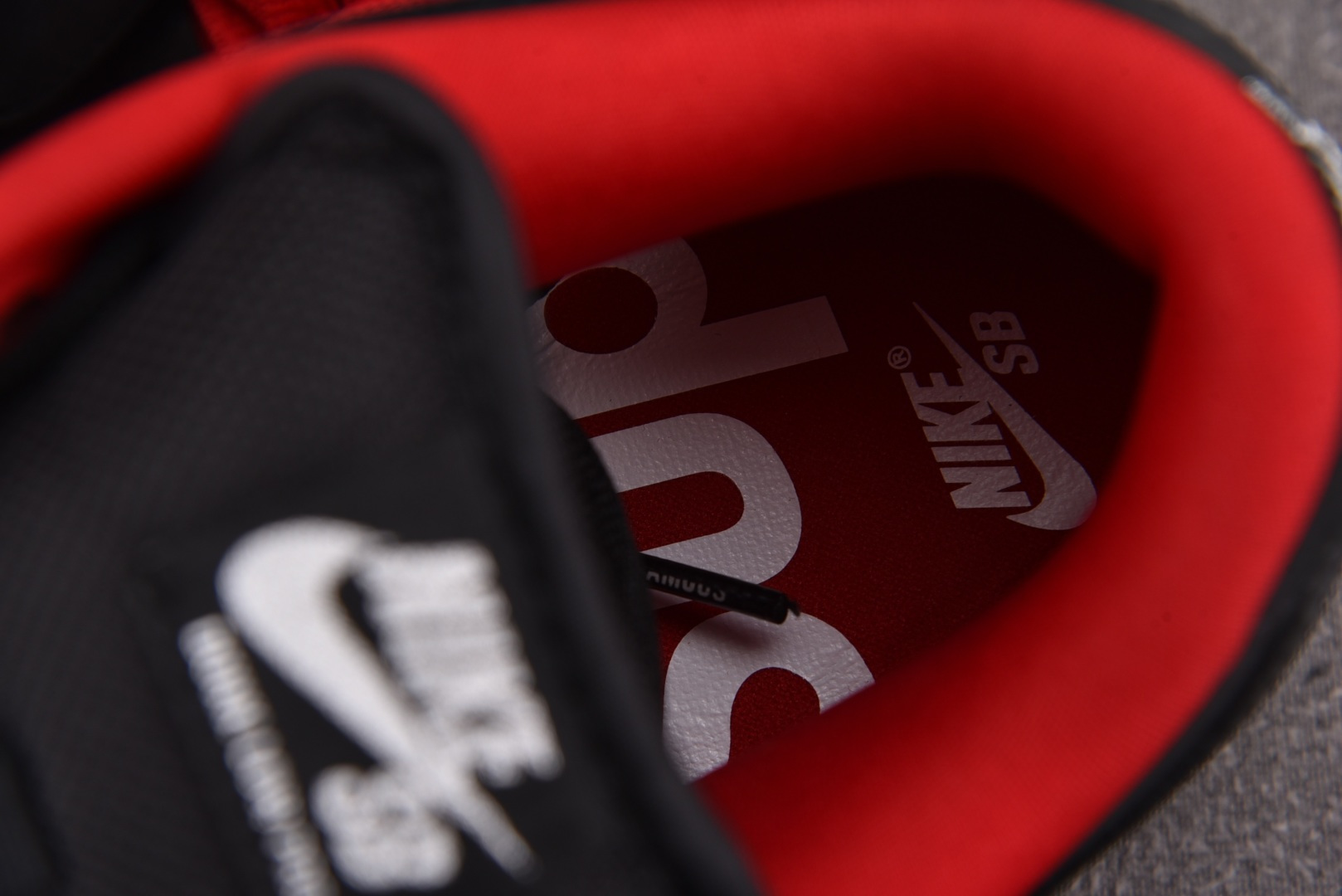 Dunk 尺码:36-47.5纯原出品-SB Dunk Low Supreme 94 Black 黑色 