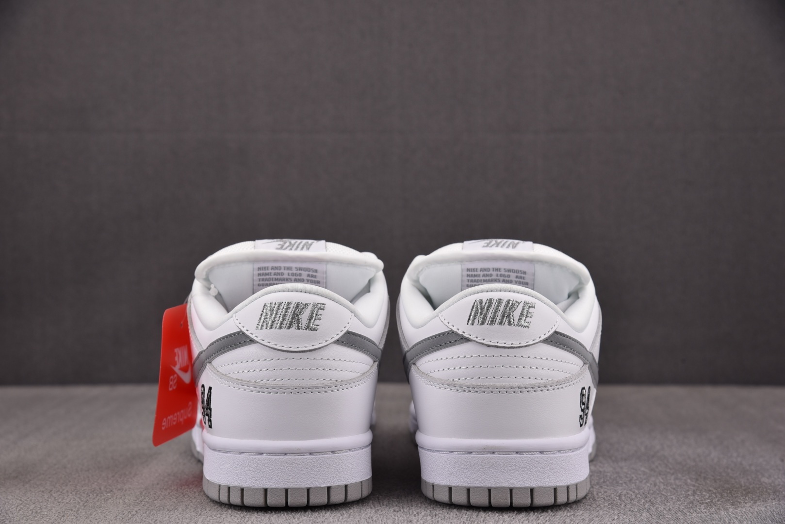 Dunk 尺码:36-47.5纯原出品-SB Dunk Low Supreme 94 White Met