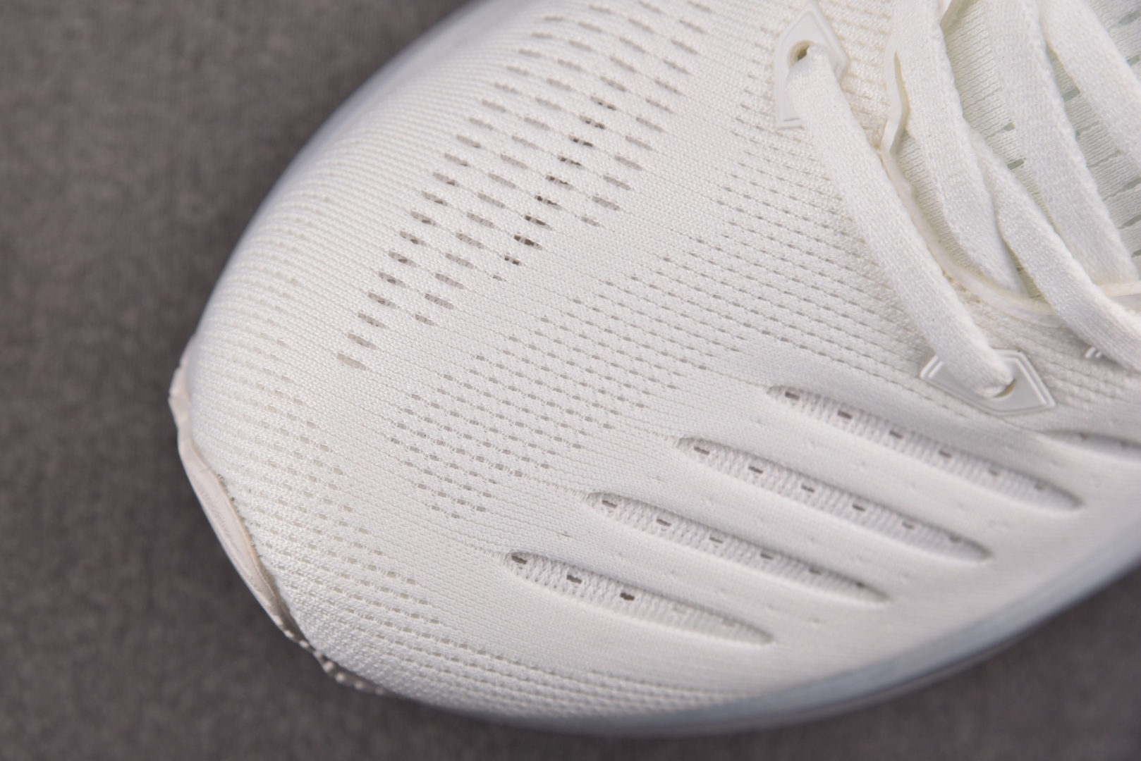 Brooks 尺码:36-45纯原出品-Brooks 布鲁克斯 Glycerin Max 白蓝 YZ03