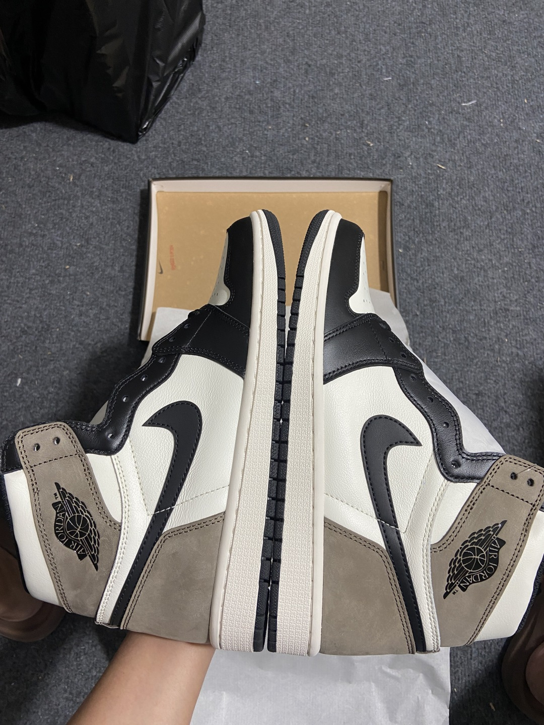 AJ1黑摩卡 尺码36-47.5纯原出品-Air Jordan 1 Retro High OG‘Dark