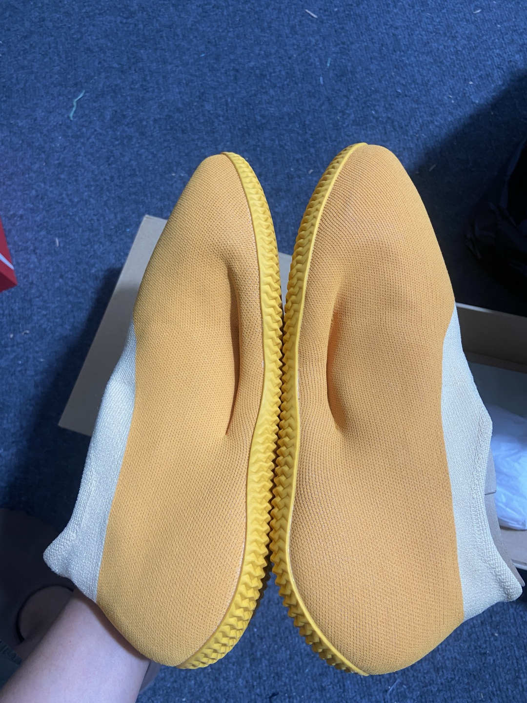 Yeezy 黄色 尺码：36-48纯原版出品-originals Yeezy Knit Runner S