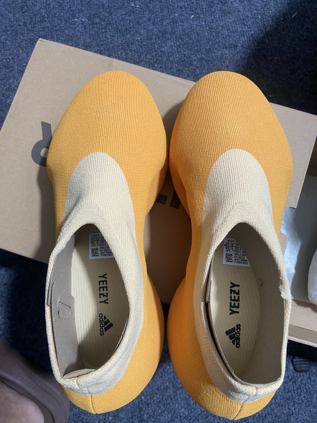 Yeezy 黄色 尺码：36-48纯原版出品-originals Yeezy Knit Runner S