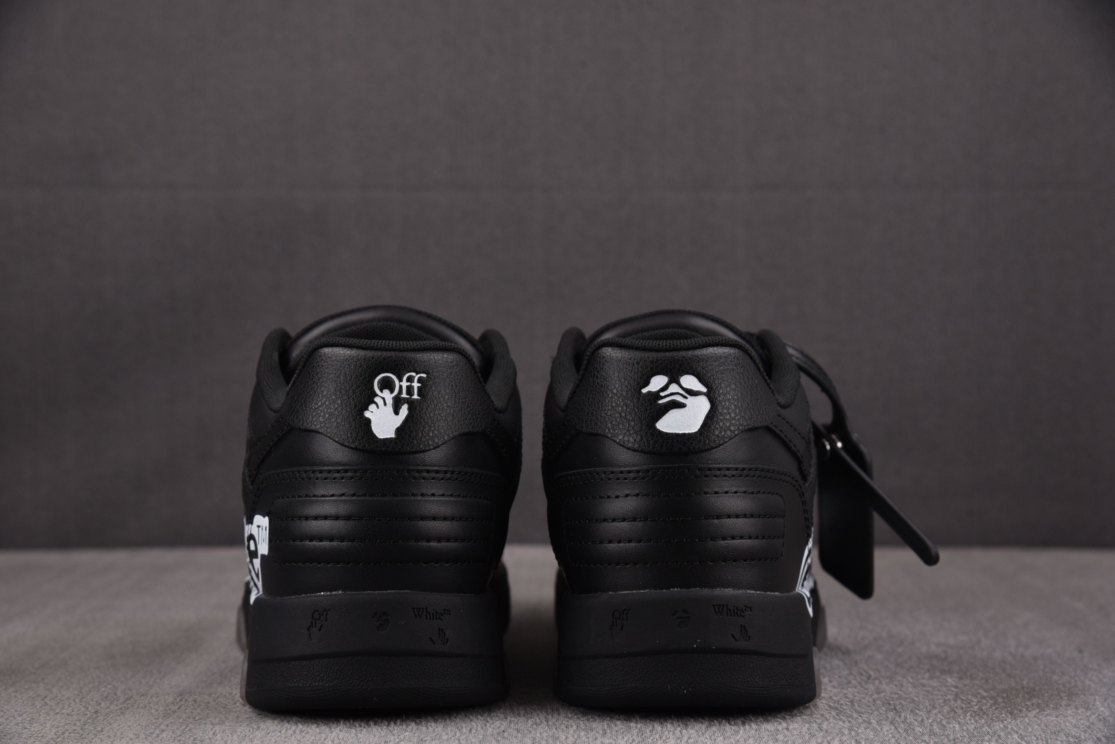 OFF 尺码36-47纯原版出品-OFF-WHITE 系带印花 黑色 YZ002尺码36 37 38 3