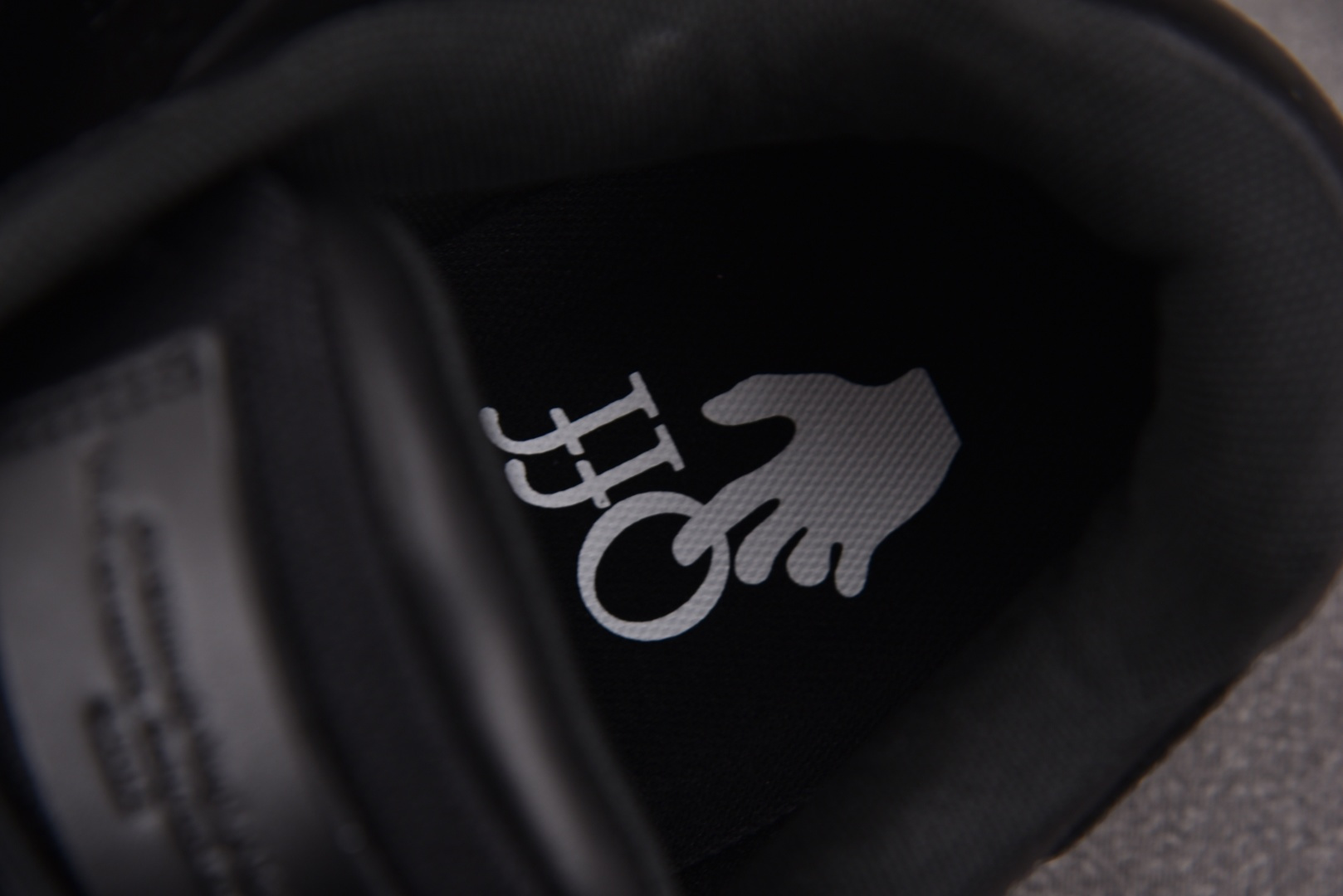 OFF 尺码36-47纯原版出品-OFF-WHITE 系带印花 黑色 YZ002尺码36 37 38 3