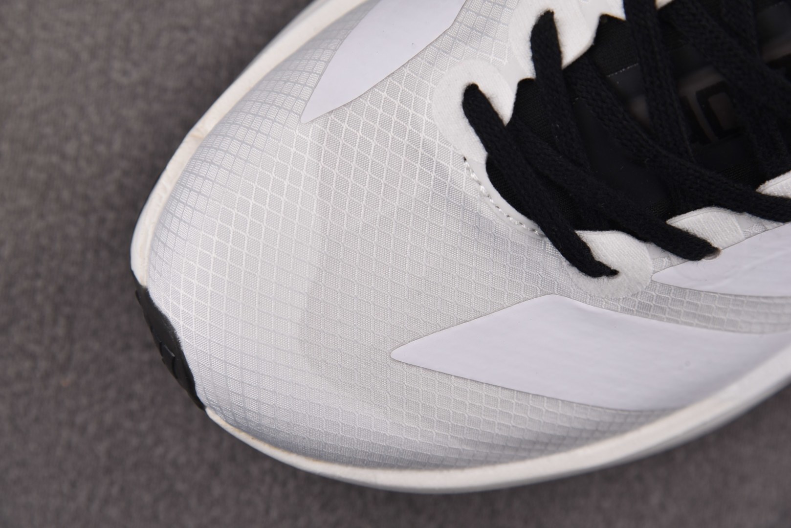 Adios 尺码:36-45纯原出品-AD Y3 Adios Pro 4 白黑 JR6658 YZ039