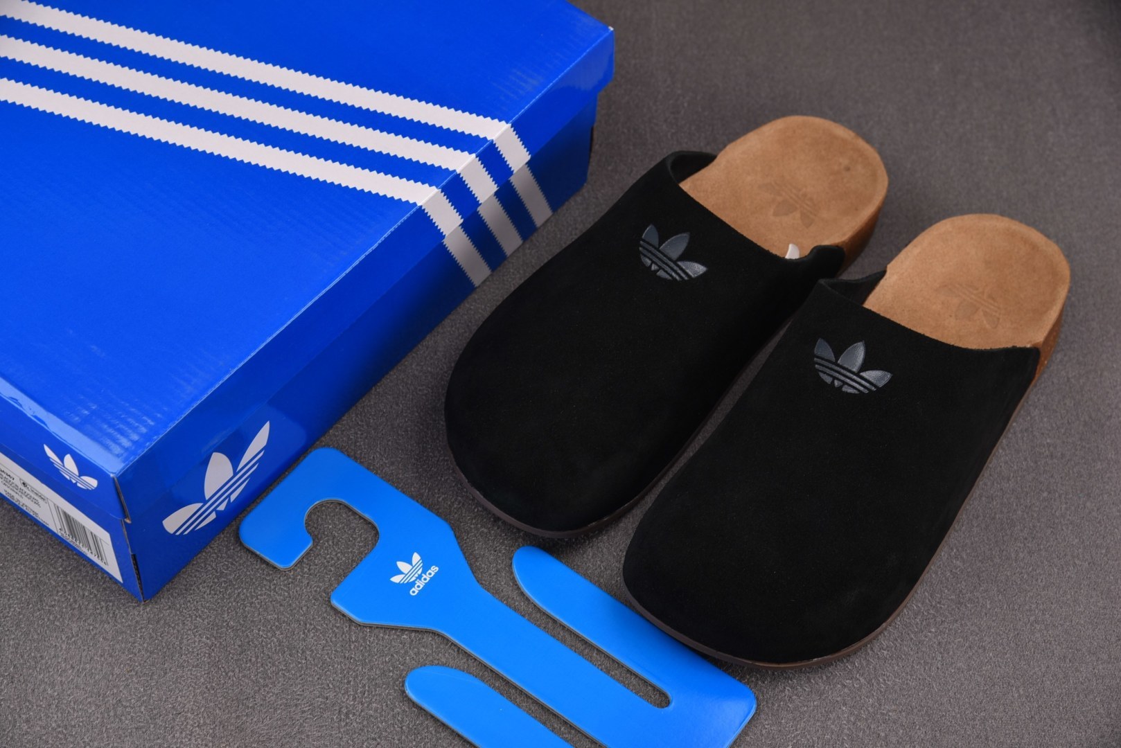 Originals尺码:36-45纯原出品-AD Originals Adimule 黑色 JQ4367