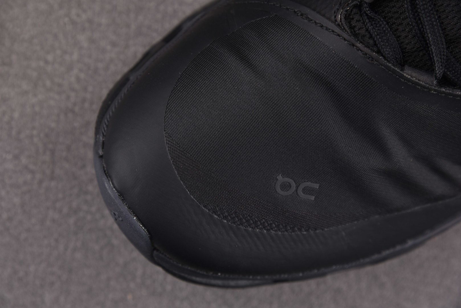 昂跑 尺码:36-45纯原出品-On Running Cloudmonster 2 PAF 黑色 YZ0