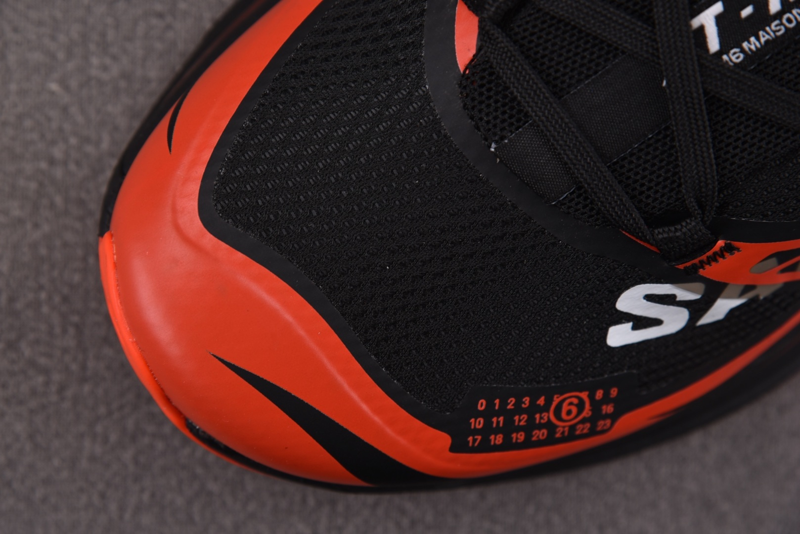 Salomon 尺码:36-45纯原版出品-MM6 Salomon XT-6 黑红 29 YZ024尺寸