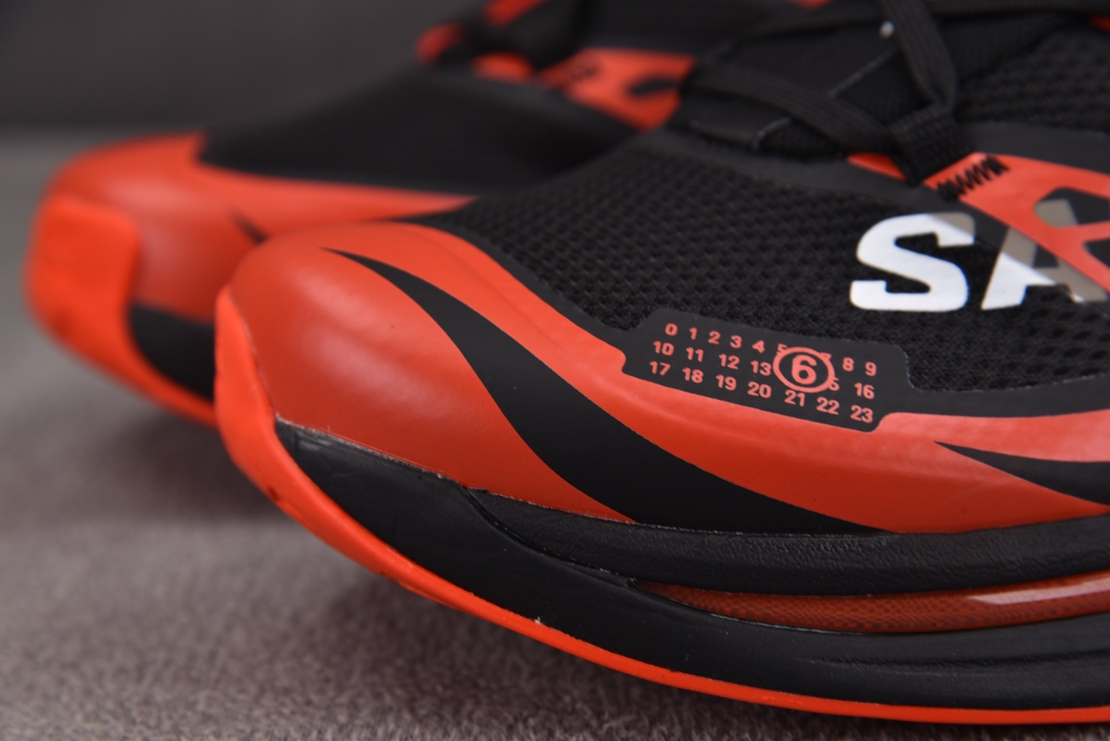 Salomon 尺码:36-45纯原版出品-MM6 Salomon XT-6 黑红 29 YZ024尺寸