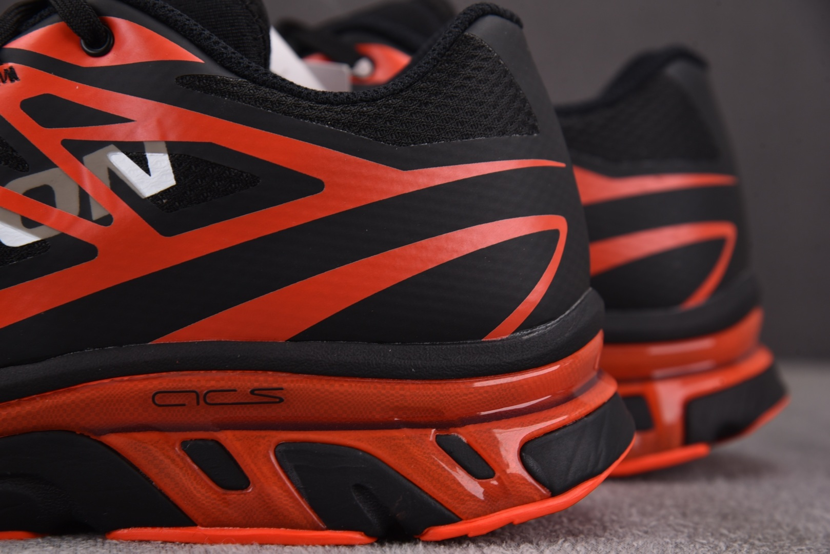 Salomon 尺码:36-45纯原版出品-MM6 Salomon XT-6 黑红 29 YZ024尺寸