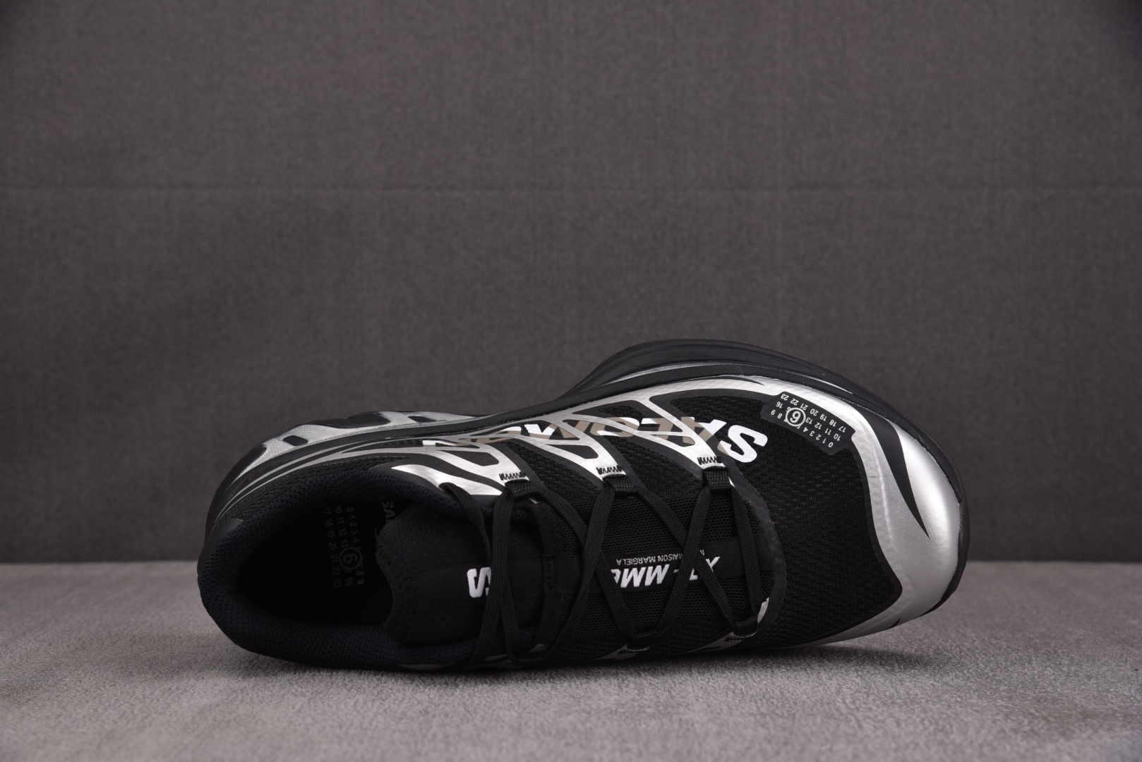 Salomon 尺码:36-45纯原版出品-MM6 Salomon XT-6 黑银 29 YZ024尺寸