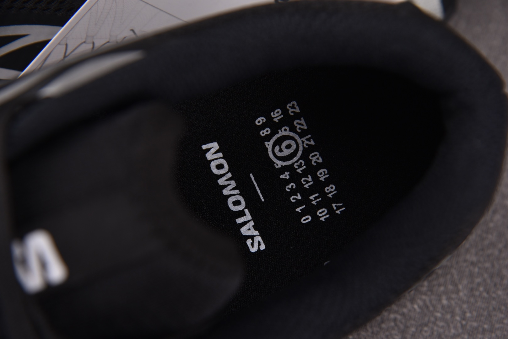 Salomon 尺码:36-45纯原版出品-MM6 Salomon XT-6 黑银 29 YZ024尺寸