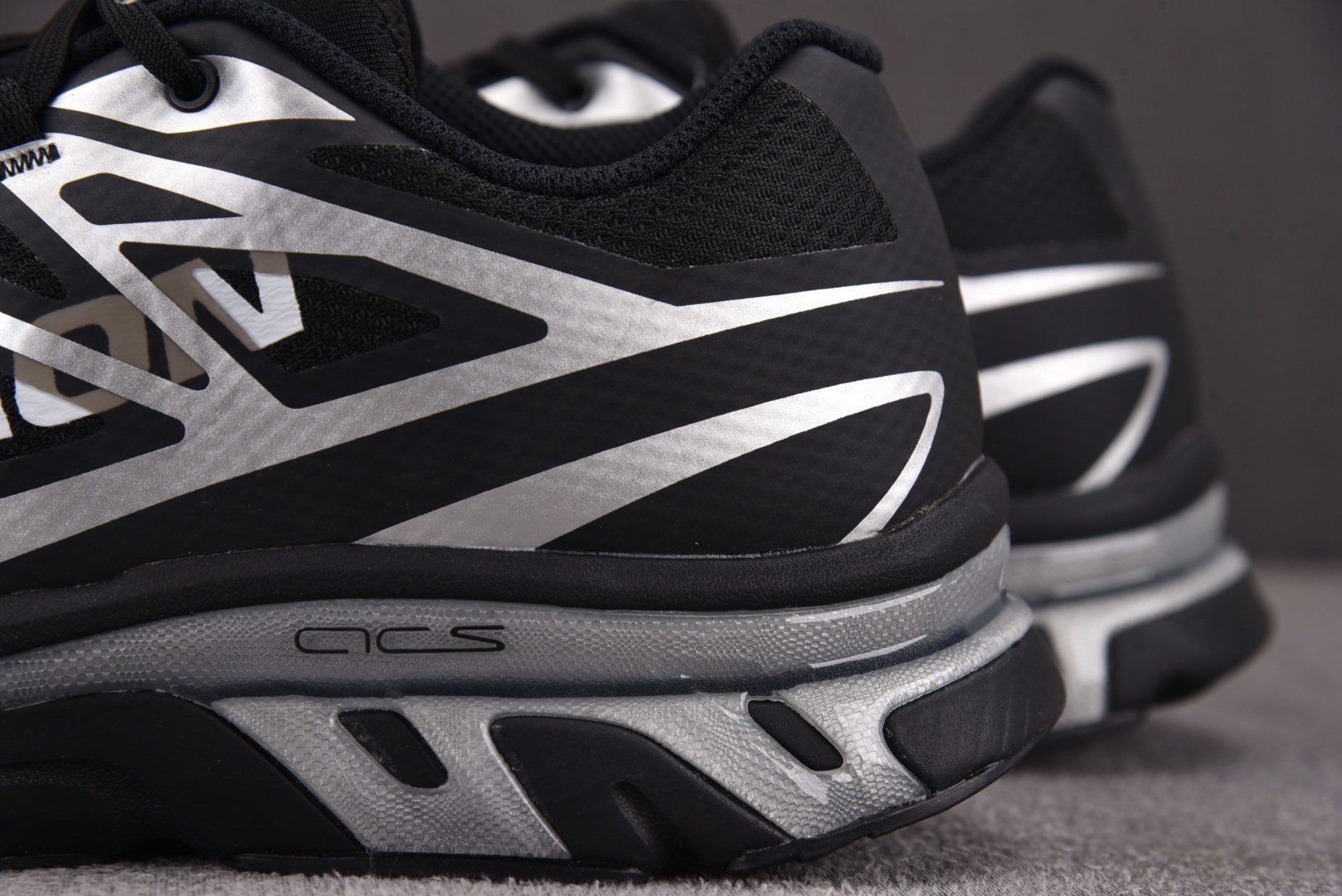 Salomon 尺码:36-45纯原版出品-MM6 Salomon XT-6 黑银 29 YZ024尺寸