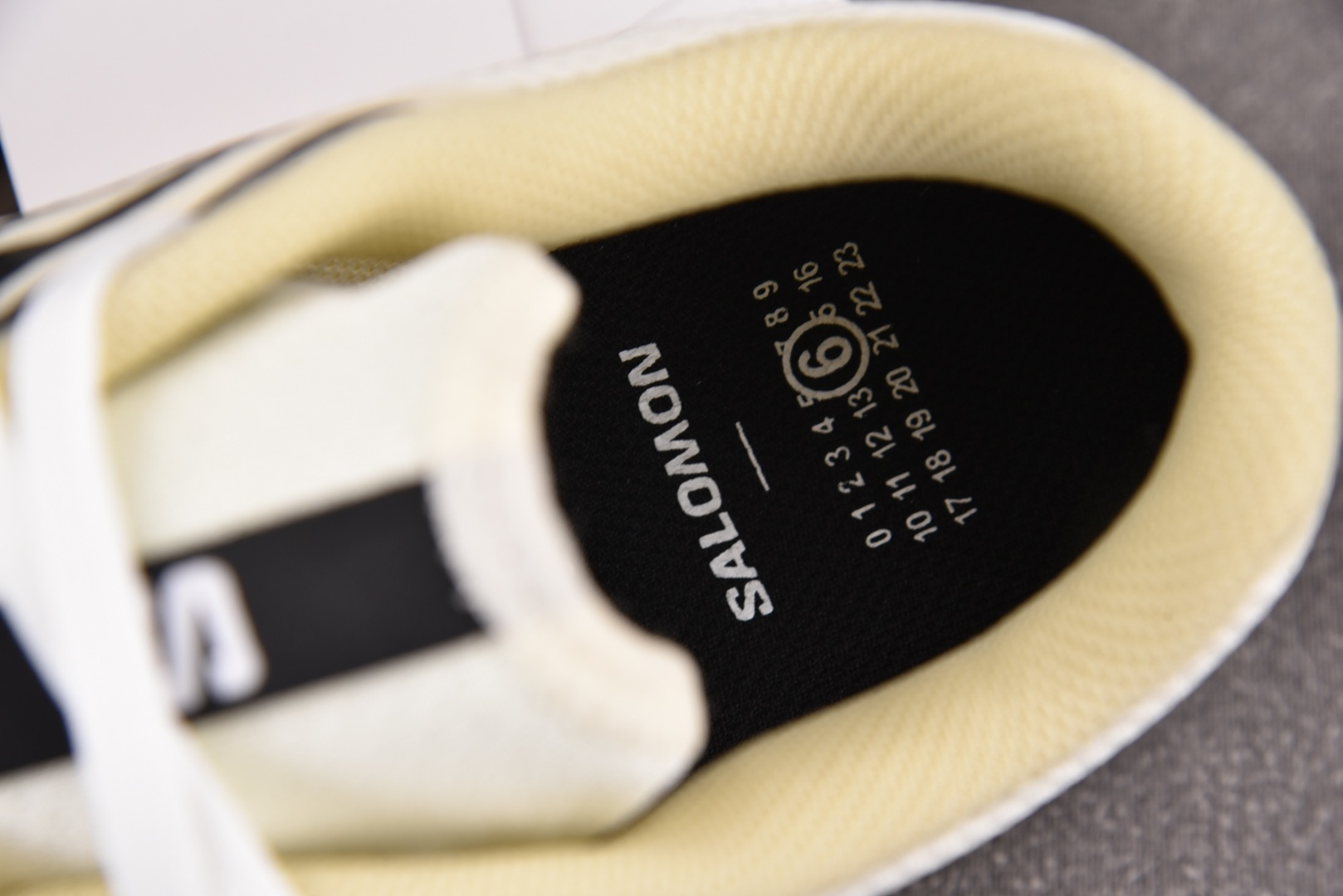 Salomon 尺码:36-45纯原版出品-MM6 Salomon XT-6 米黄 28 YZ024尺寸