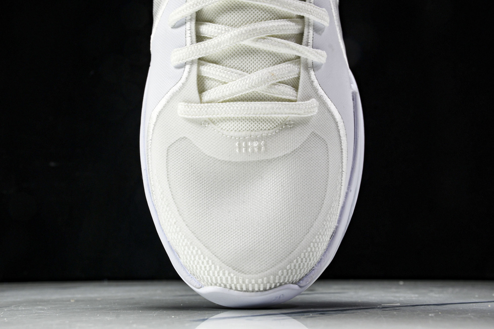 Nike Sabrina 2 “White Noise”舒适百搭 防滑耐磨 低帮 篮球鞋 男款 白色 F