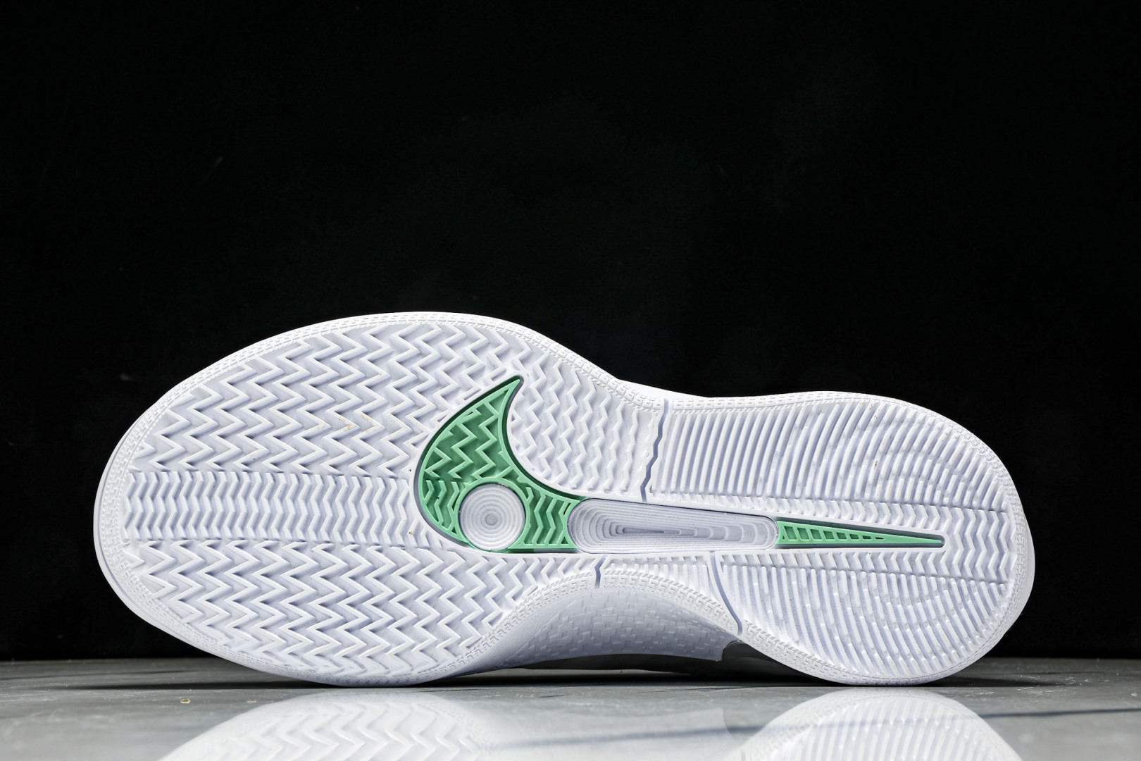 Nike Sabrina 2 “White Noise”舒适百搭 防滑耐磨 低帮 篮球鞋 男款 白色 F