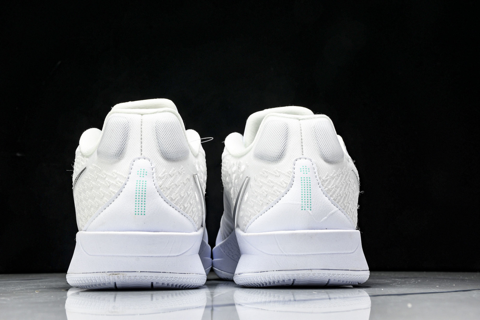 Nike Sabrina 2 “White Noise”舒适百搭 防滑耐磨 低帮 篮球鞋 男款 白色 F