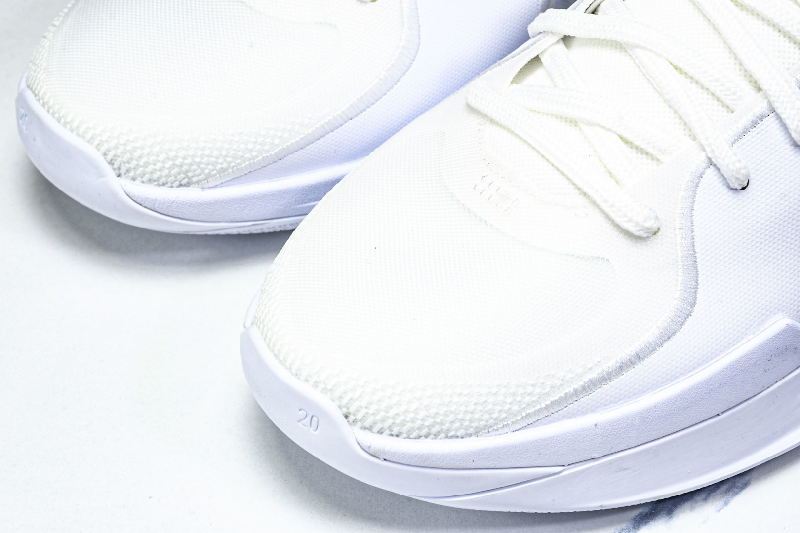 Nike Sabrina 2 “White Noise”舒适百搭 防滑耐磨 低帮 篮球鞋 男款 白色 F