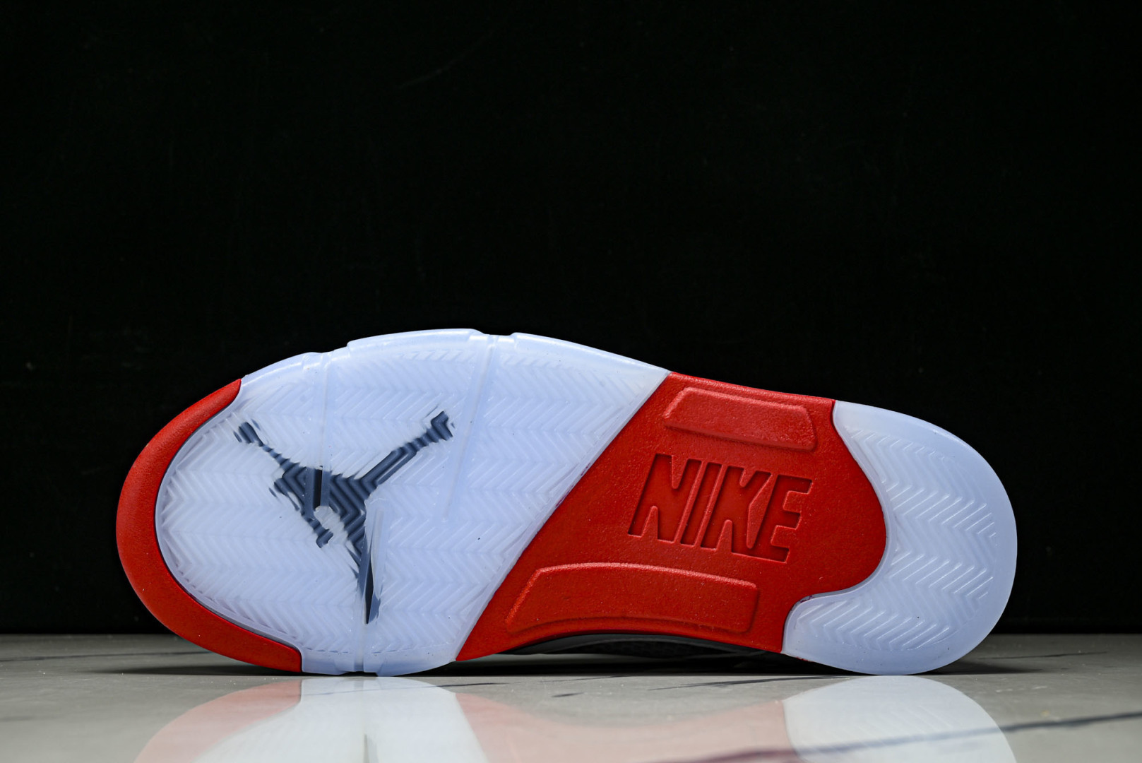 AJ5 尺码:40-48.5纯原出品-Air Jordan 5 Retro Fire Red Black