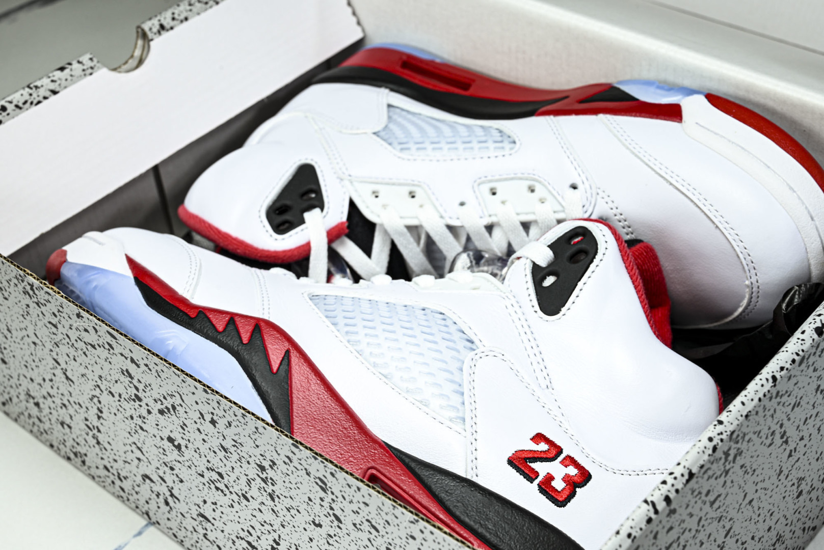 AJ5 尺码:40-48.5纯原出品-Air Jordan 5 Retro Fire Red Black