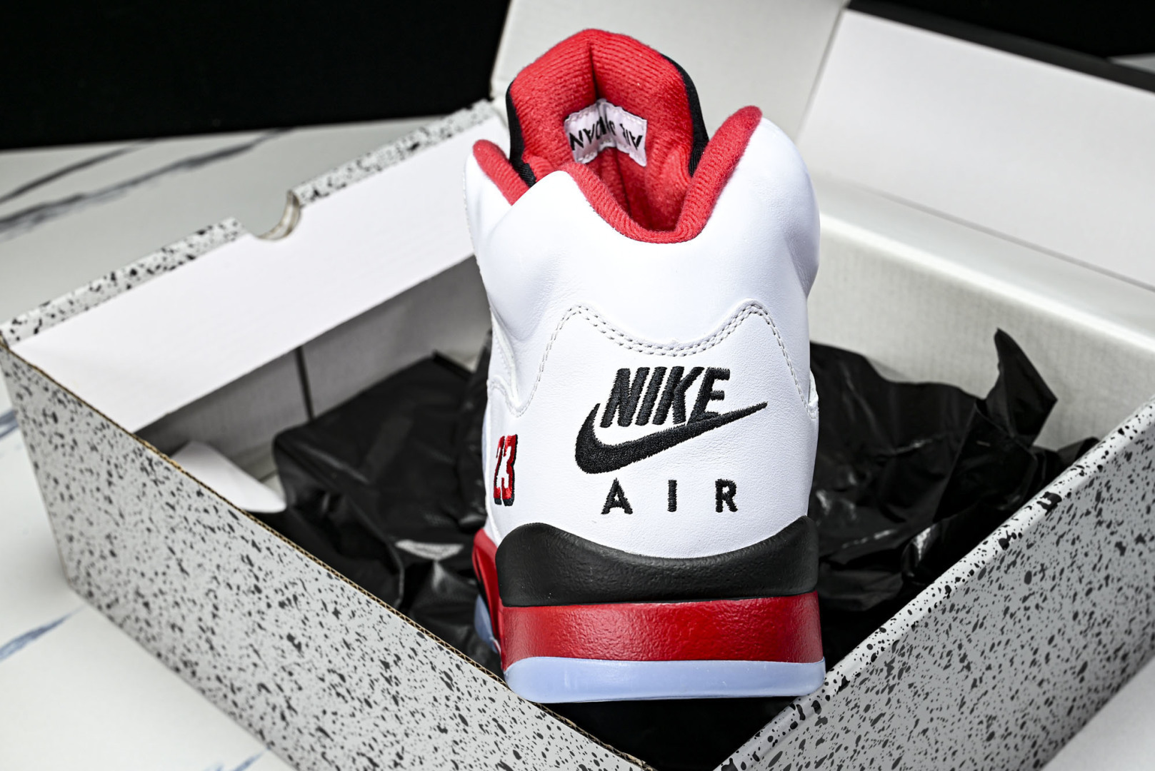 AJ5 尺码:40-48.5纯原出品-Air Jordan 5 Retro Fire Red Black