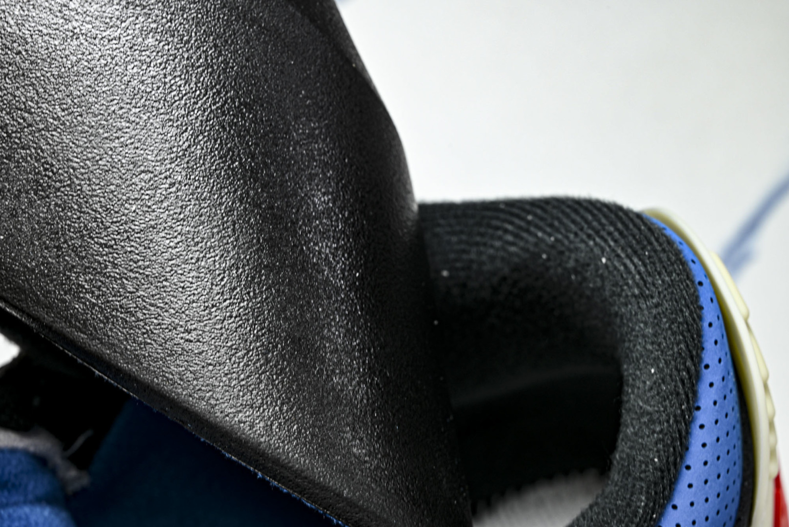 AJ3 尺码:40-48.5纯原出品-Air Jordan 3 AJ3镜像钩子 黑灰红 IB8967-0