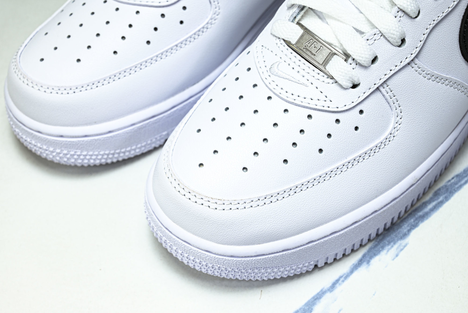 AF1 尺码36-47.5纯原版出品-Air Force 1 Low Supreme White Bla