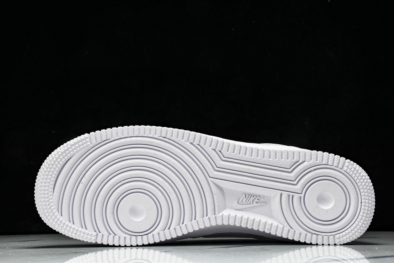 AF1 尺码36-47.5纯原版出品-Kobe x Nike Air Force 1'07 Low 科比