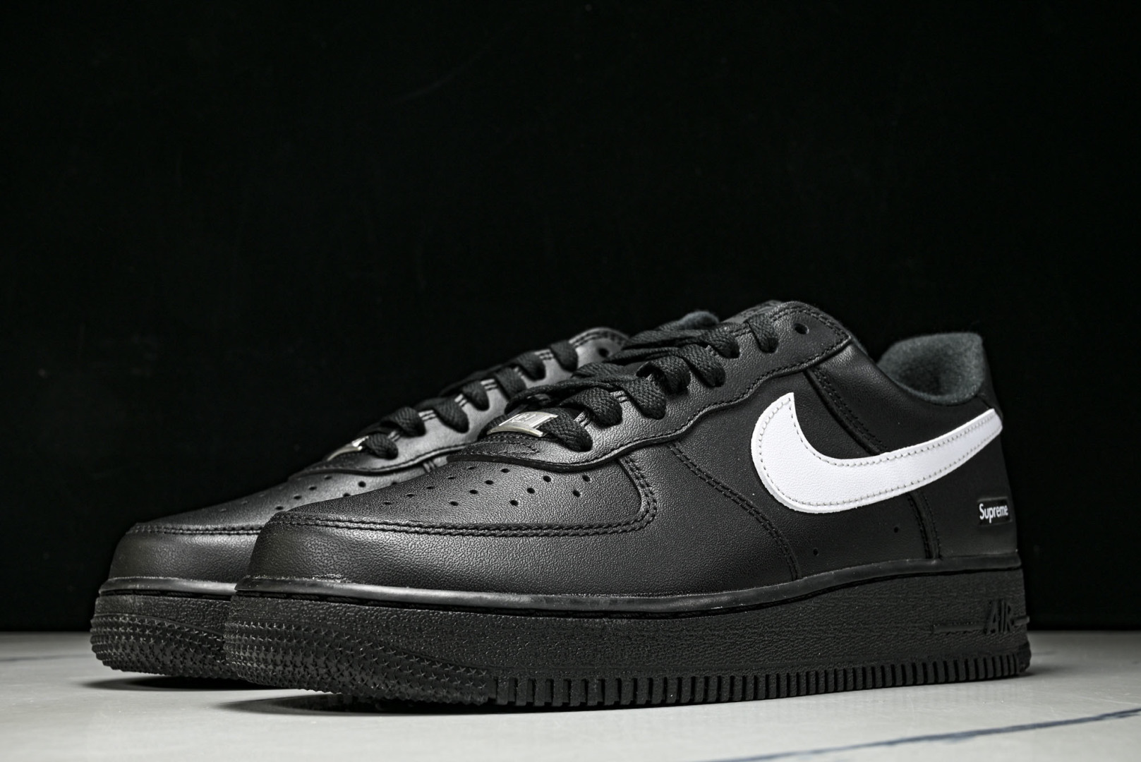 AF1 尺码36-47.5纯原版出品-Supreme x Nike Air Force 1'07 Low