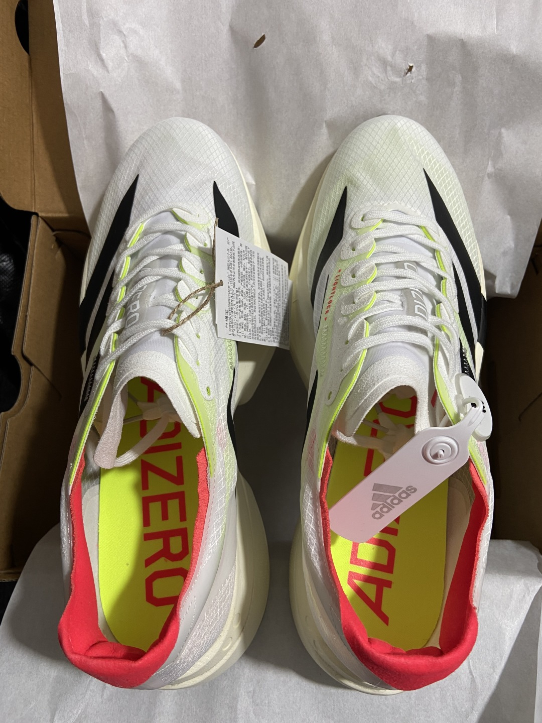 核心价格表私纯原真碳！adidas Adizero Adios Pro 4 阿迪达斯马拉松跑步鞋 第1色