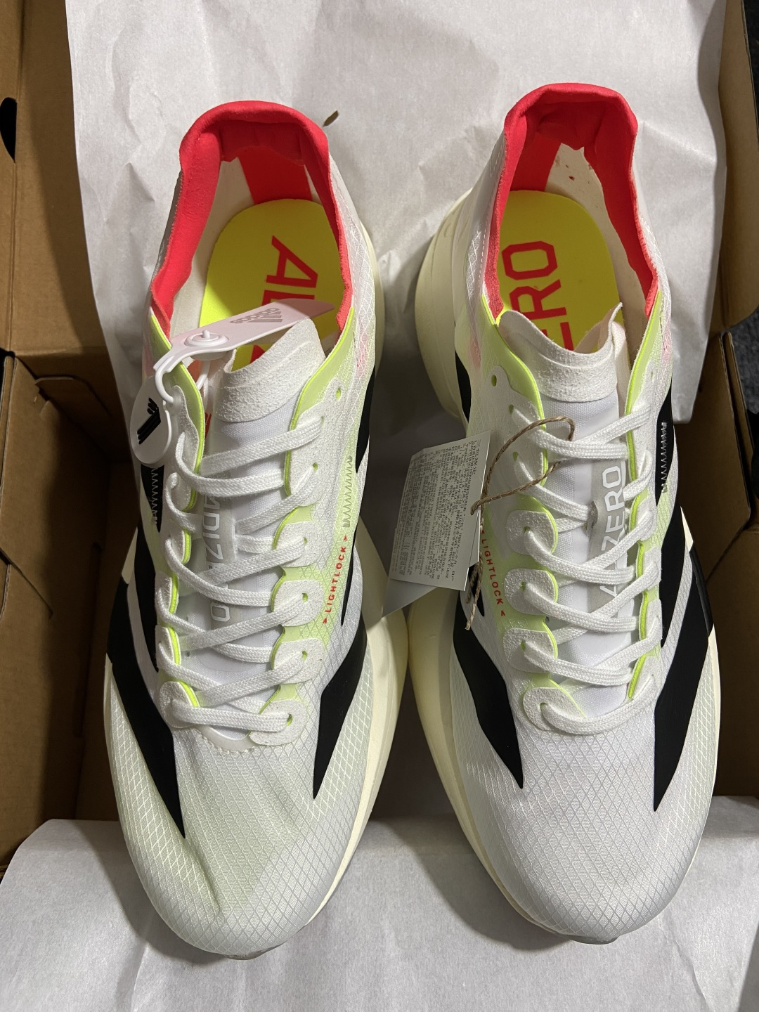 核心价格表私纯原真碳！adidas Adizero Adios Pro 4 阿迪达斯马拉松跑步鞋 第1色