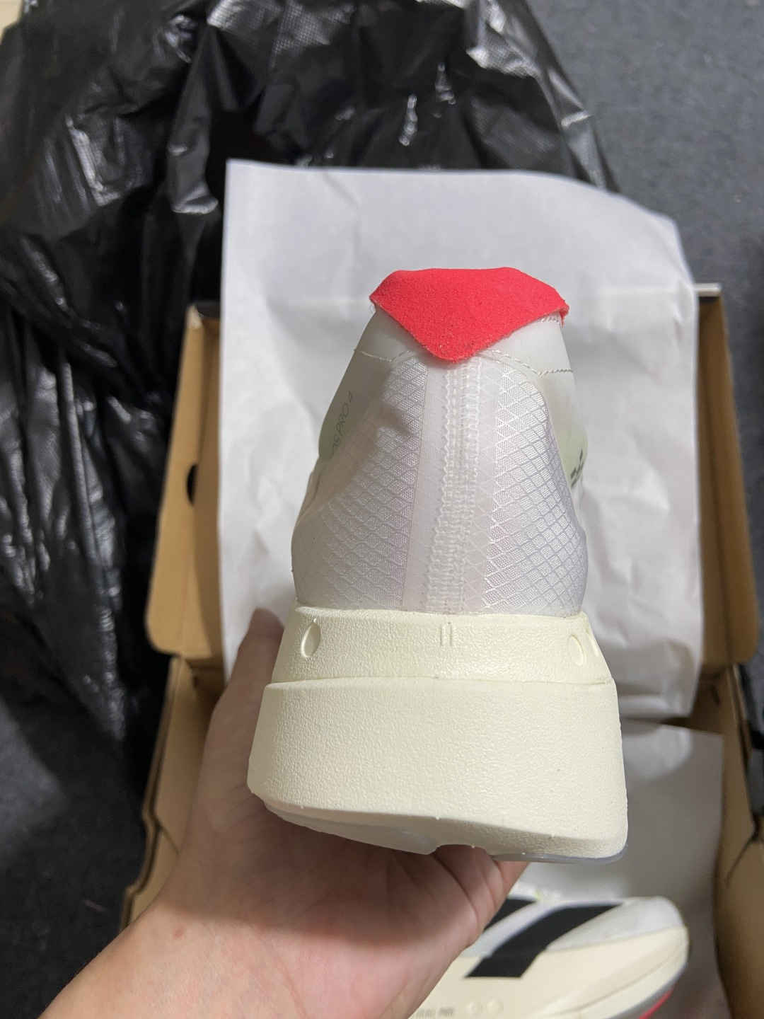 核心价格表私纯原真碳！adidas Adizero Adios Pro 4 阿迪达斯马拉松跑步鞋 第1色