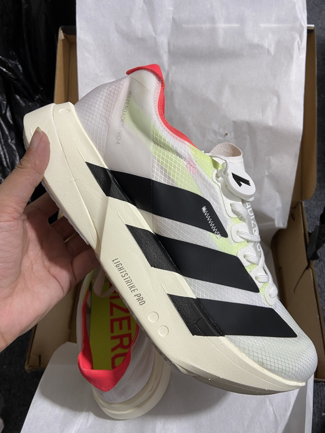 核心价格表私纯原真碳！adidas Adizero Adios Pro 4 阿迪达斯马拉松跑步鞋 第1色